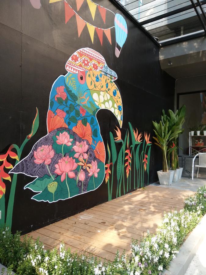 Warm Casa Chiangmai Vandrarhem Chiang Mai Exteriör bild